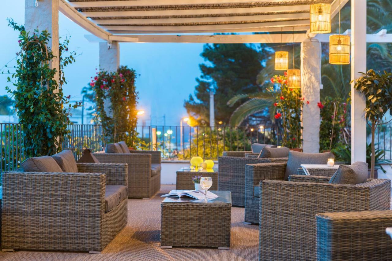 Boutique Hotel Oriola Cala de Sant Vicenc Exterior foto